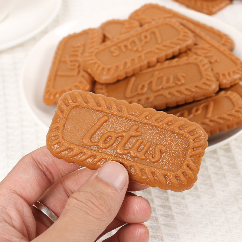 Simulation Cookies Fake Cake A - Party Games Graduation ulasan dan harga