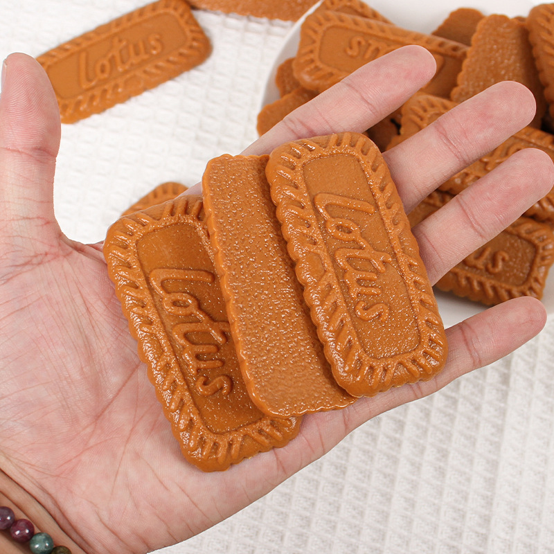 Simulation Cookies Fake Cake A - Party Games Graduation ulasan dan harga